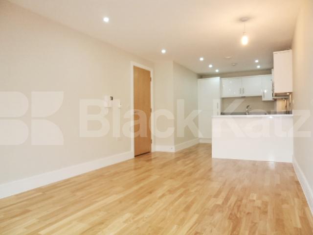 			New Instruction , 2 Bedroom, 1 bath, 1 reception Apartment			 Camberwell New Road , Oval/Camberwell